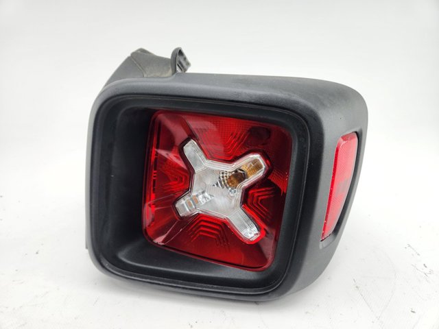 Lampa zespolona tylna prawa 51953119 CHRYSLER
