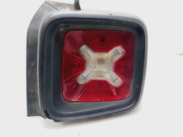 Lampa zespolona tylna prawa 51953119 CHRYSLER