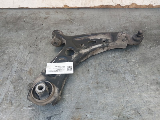Wahacz zawieszenia przedniego dolny prawy 51959820 FIAT
