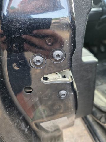 Zamek drzwi przednich lewych 51983603 FIAT