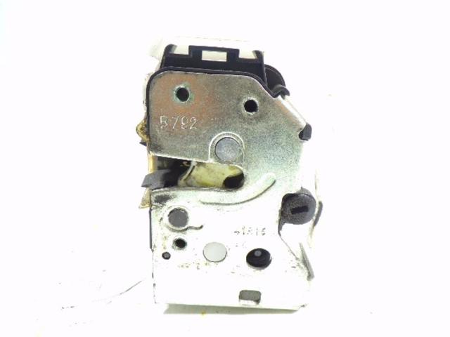Zamek drzwi przednich prawych 51983944 FIAT
