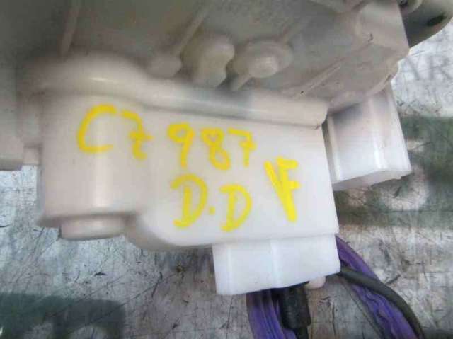 Zamek drzwi przednich prawych 51983944 FIAT