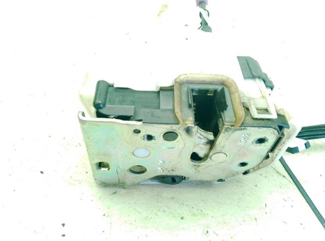 Zamek drzwi przednich prawych 51983944 FIAT
