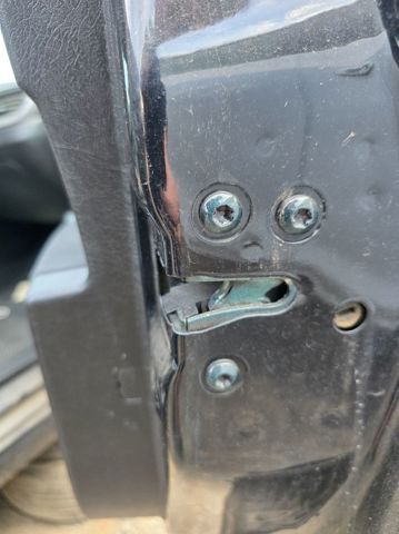 Zamek drzwi przednich prawych 51983944 FIAT