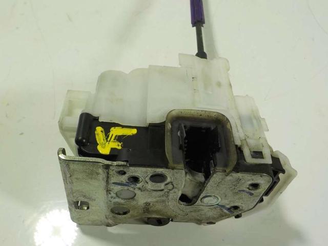 Zamek drzwi przednich prawych 51983944 FIAT