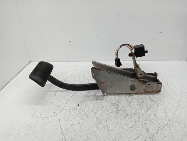 Pedał sprzęgła Jeep Cherokee