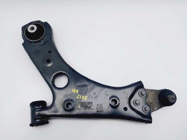 Wahacz zawieszenia przedniego dolny lewy 52011612 FIAT