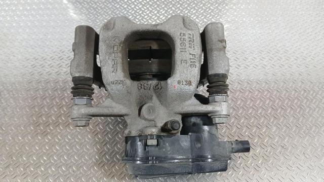 Zacisk hamulcowy tylny prawy 52029649 CHRYSLER