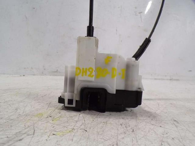 Zamek drzwi przednich lewych 52041739 FIAT