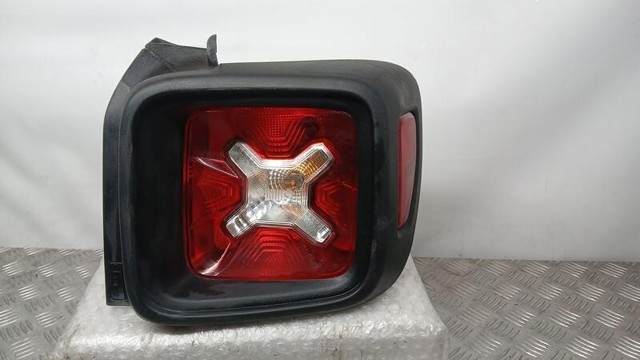 Lampa zespolona tylna prawa 52060575 CHRYSLER