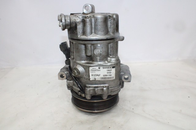 Sprężarka klimatyzacji 52061760 FIAT