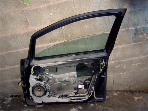 Drzwi przednie prawe Fiat Linea 323