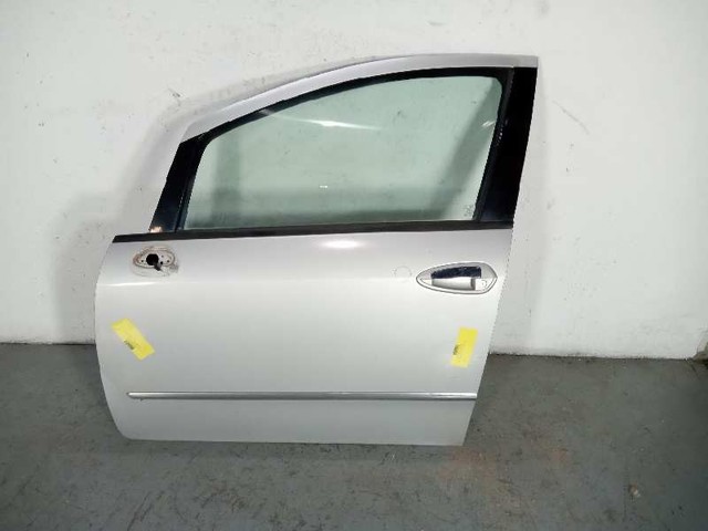Kupić Drzwi przednie lewe Fiat Linea  323 w dobrej cenie