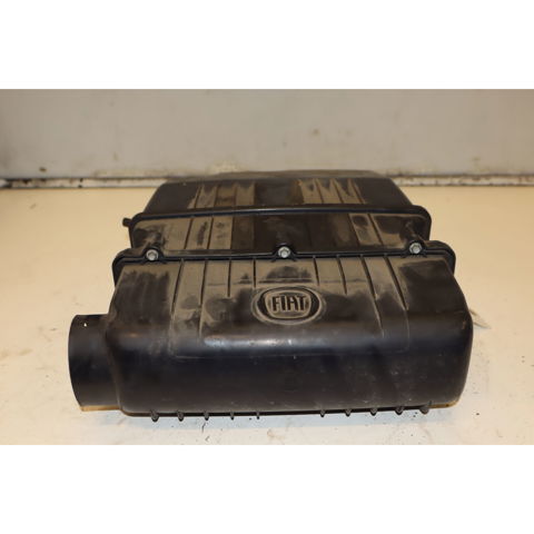 Obudowa filtra powietrza 52082554 FIAT