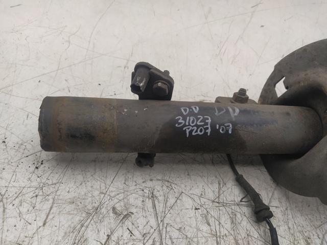 Amortyzator przedni prawy 520858 PEUGEOT
