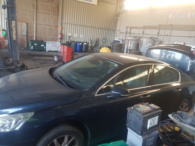 Amortyzator przedni lewy 5208Y9 PEUGEOT