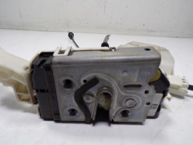 Zamek drzwi przednich prawych 52104484 FIAT