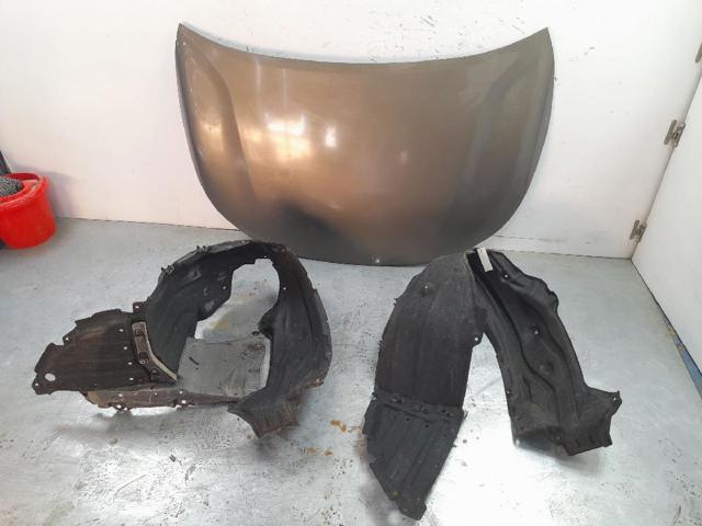 Zderzak przedni Toyota Corolla E21