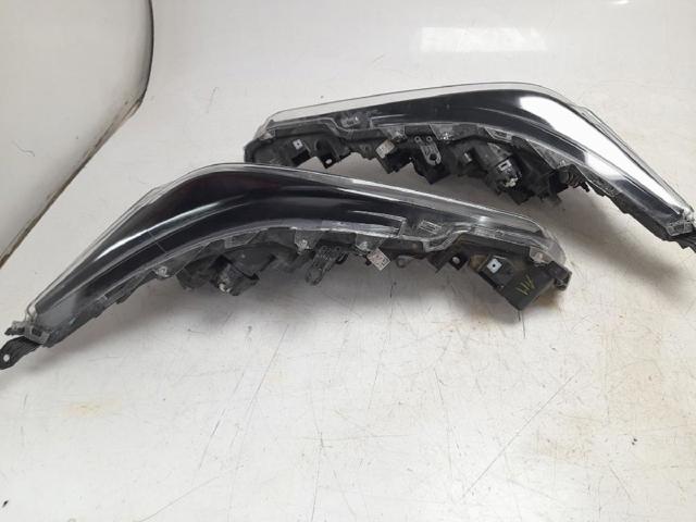 Zderzak przedni Toyota Corolla E21