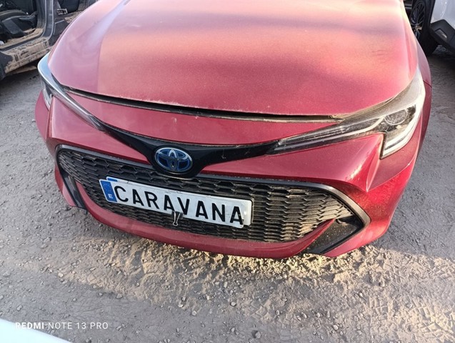 Zderzak przedni Toyota Corolla E21