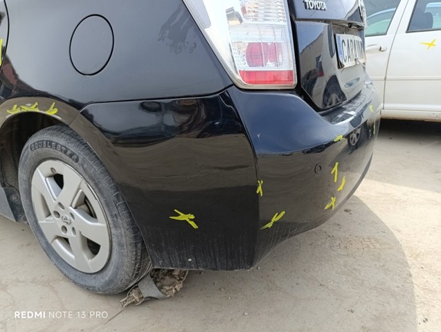 Zderzak tylny Toyota Prius ZVW30