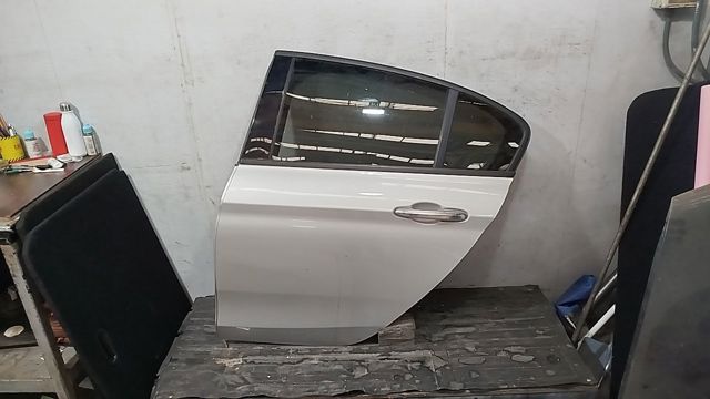 Drzwi tylne lewe 52161646 FIAT