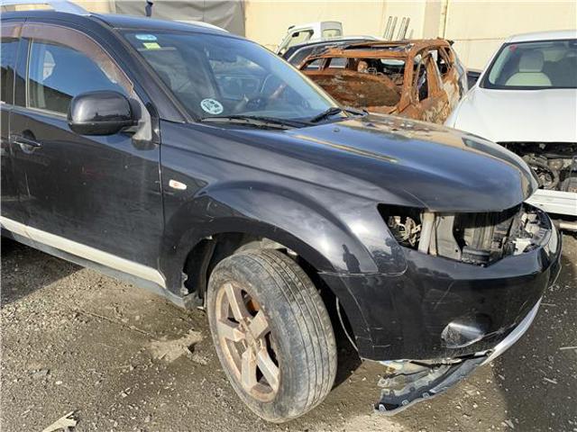 Błotnik przedni prawy Mitsubishi Outlander CWW