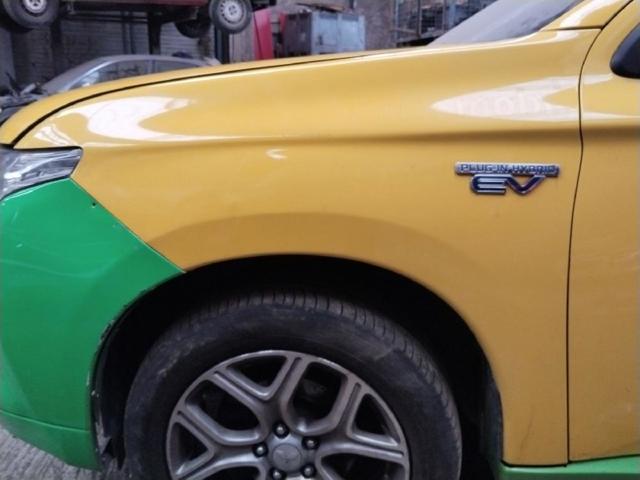  Mitsubishi Outlander II (CWW)