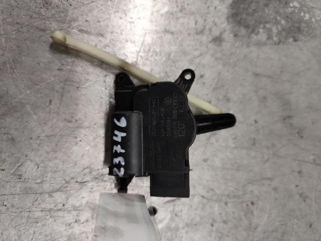 52411483R04 VAG