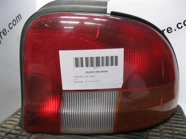 Lampa zespolona tylna prawa Dodge Neon