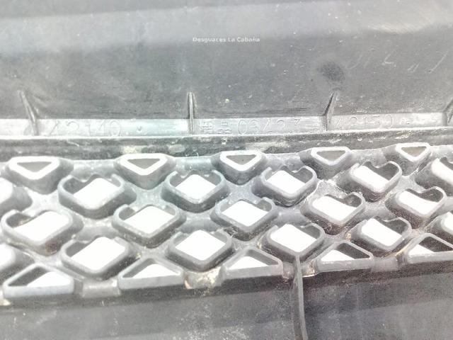 Atrapa chłodnicy Toyota RAV4 2 XA2