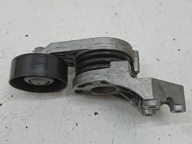 Rolka napinacza paska napędowego 531076010 VAG