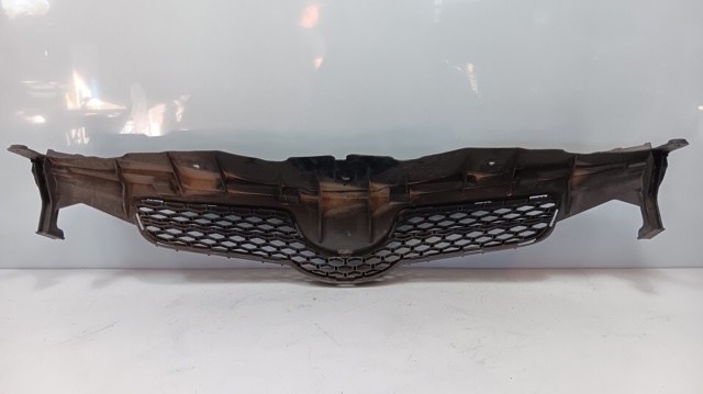 Atrapa chłodnicy Toyota Auris E15