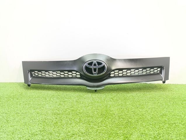 Atrapa chłodnicy 531110F901 TOYOTA