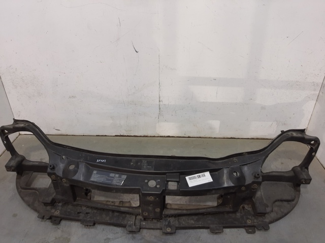 Kupić Osłona chłodnicy kompletna (panel mocowania reflektorów) Toyota Hiace IV H1, H2 w dobrej cenie