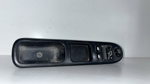 53269706 Peugeot/Citroen