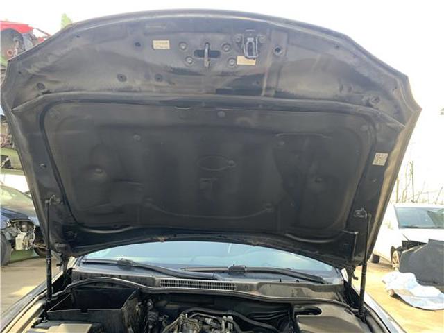 Maska silnika Lexus IS E2