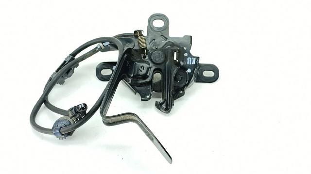 Zamek maski do Toyota Yaris MXP