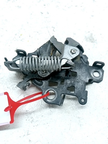 Zamek maski do Toyota RAV4 A3
