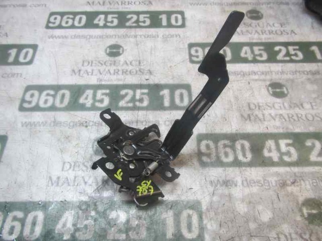 Zamek maski Toyota Rav4