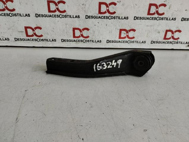 Wahacz zawieszenia przedniego dolny prawy 5352012 OPEL