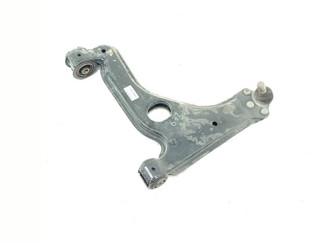 Wahacz zawieszenia przedniego dolny lewy 5352029 OPEL