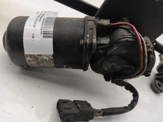 Silniczek wycieraczki szyby przedniej 53547302 FIAT