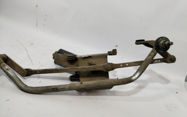 Silniczek wycieraczki szyby przedniej 53547302 FIAT