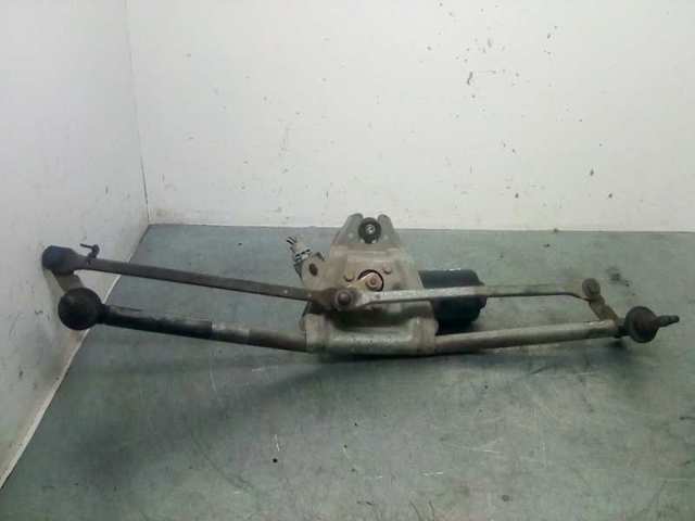 Silniczek wycieraczki szyby przedniej 53550102 RENAULT