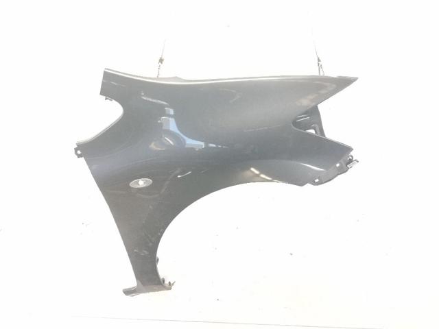 Błotnik przedni prawy Toyota Auris E15