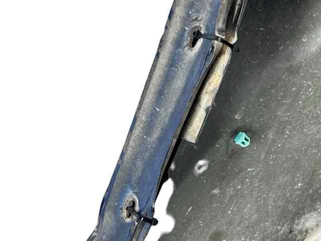 Błotnik przedni lewy Toyota Land Cruiser J12