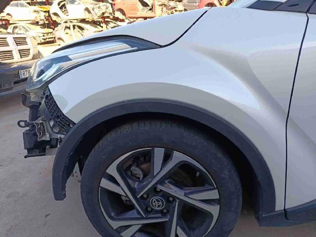  Toyota C-HR  od 144,04 zł