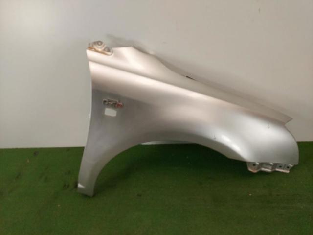 Błotnik przedni prawy 5381105020 TOYOTA