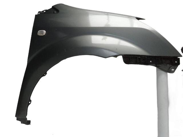 Błotnik przedni prawy 538110F010 TOYOTA